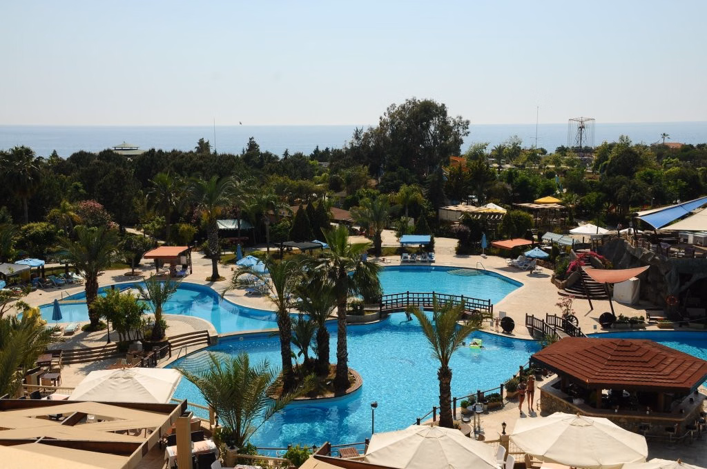Armas Pemar Beach