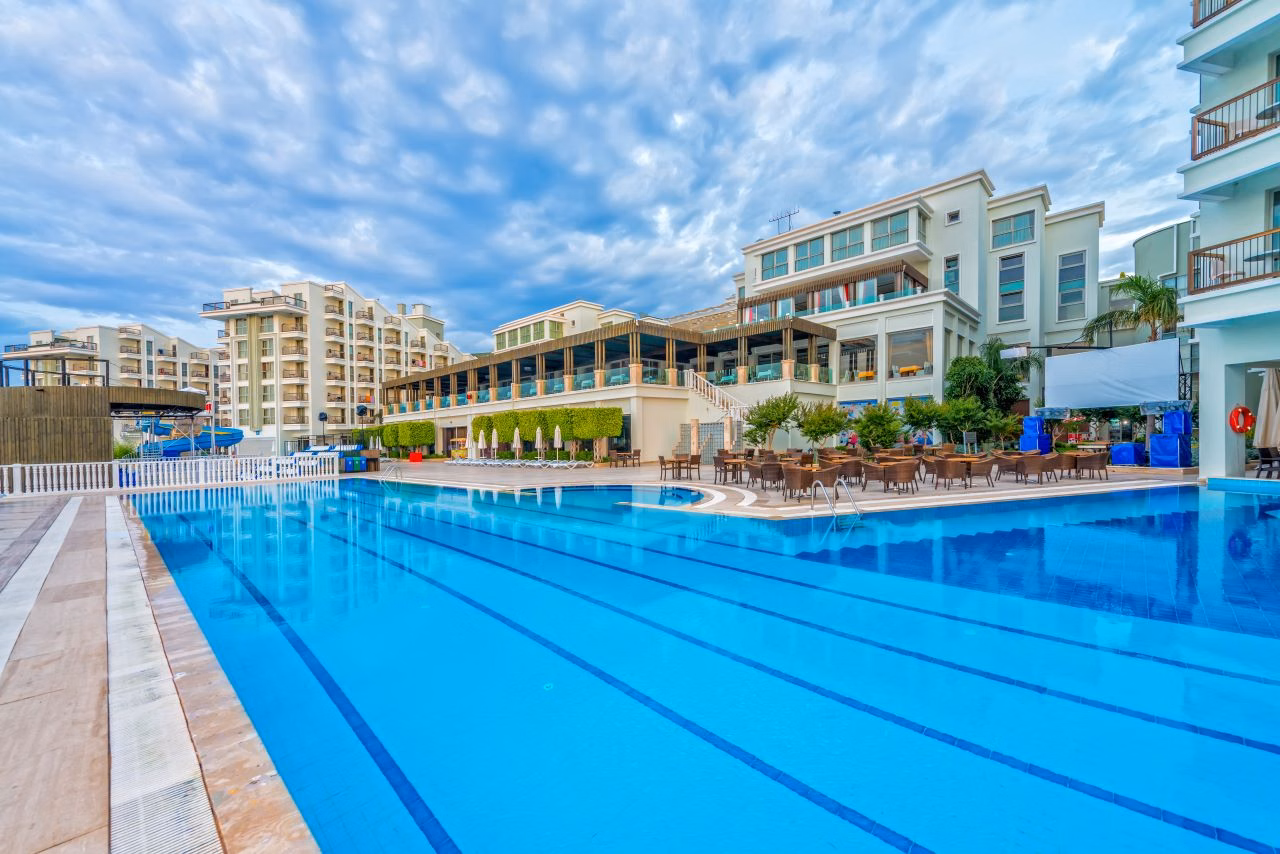 Royal Atlantis Spa & Resort