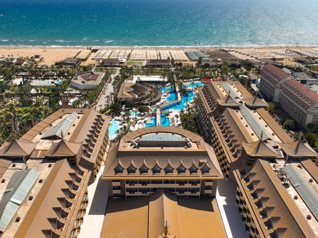 Royal Dragon Hotel
