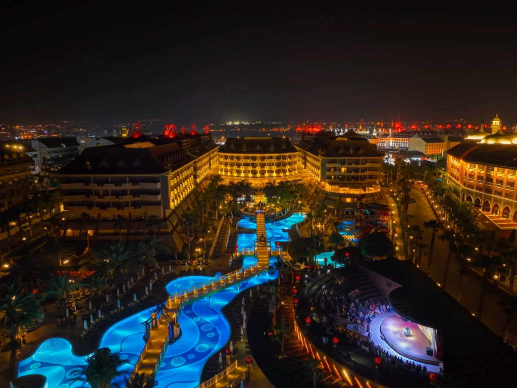 Royal Dragon Hotel