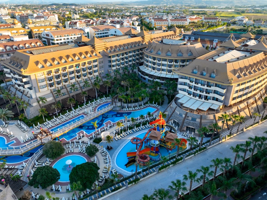 Royal Dragon Hotel