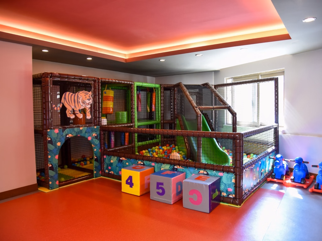 Royal Dragon Hotel