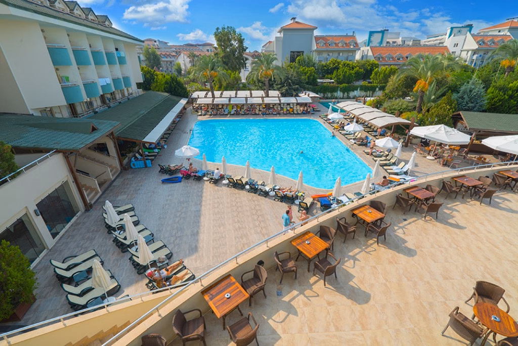 Side Breeze Hotel