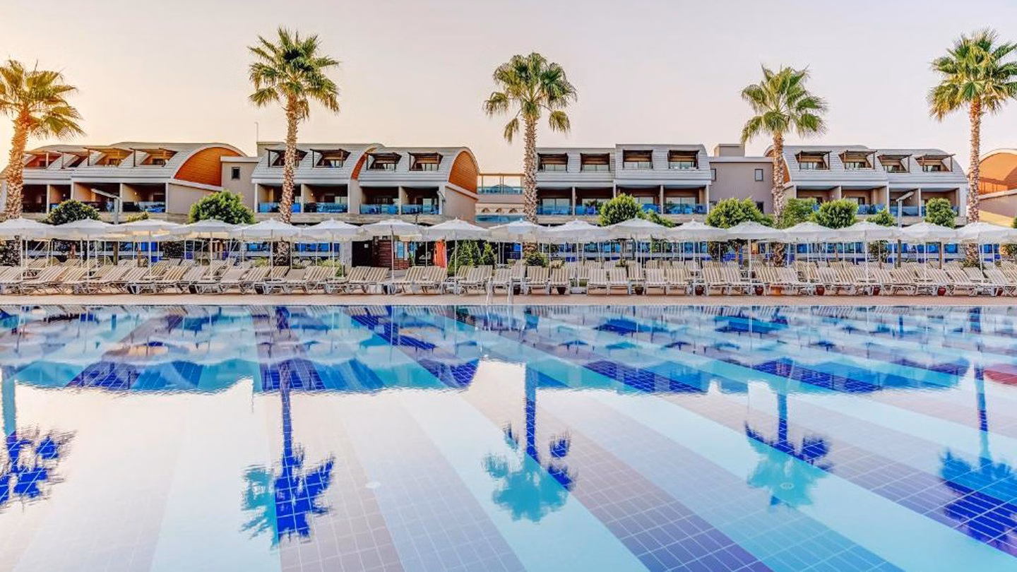 Tui Magic Life Jacaranda