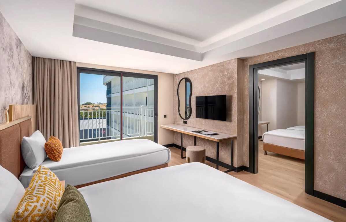 Vox Maris Resort