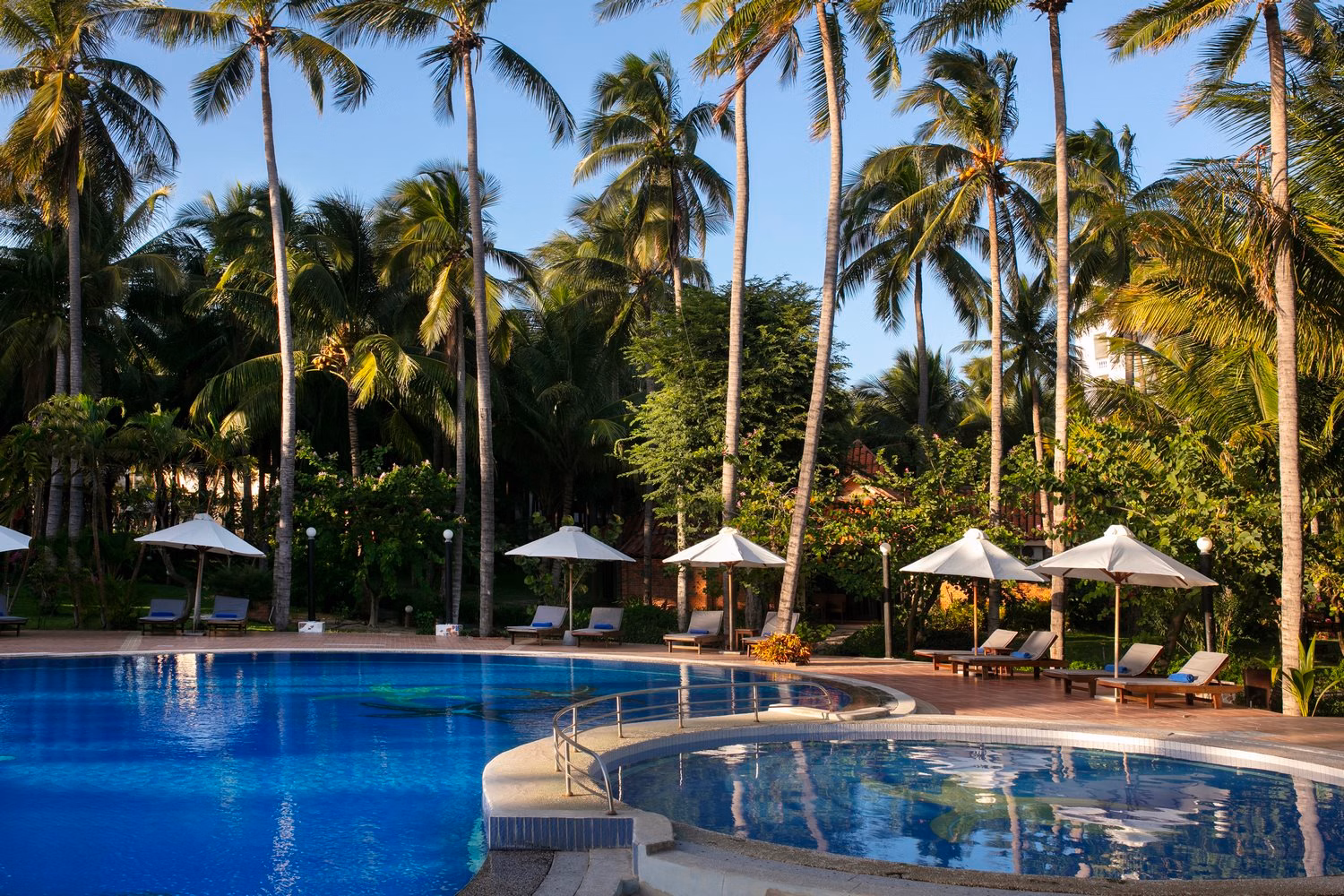 Sea Lion Beach Resort Mui Ne