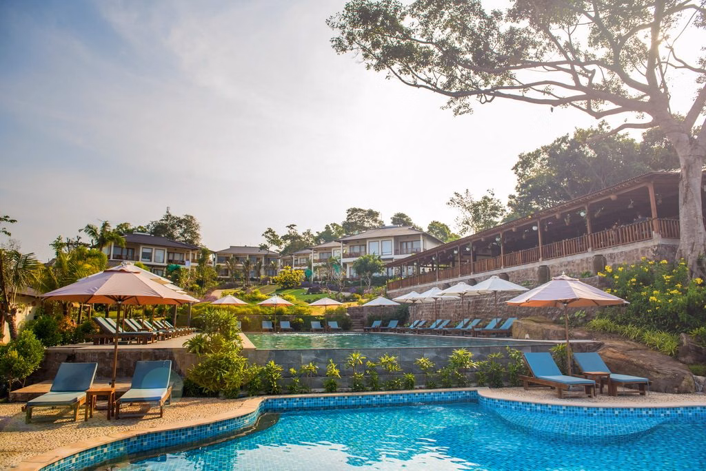 Camia Resort & Spa