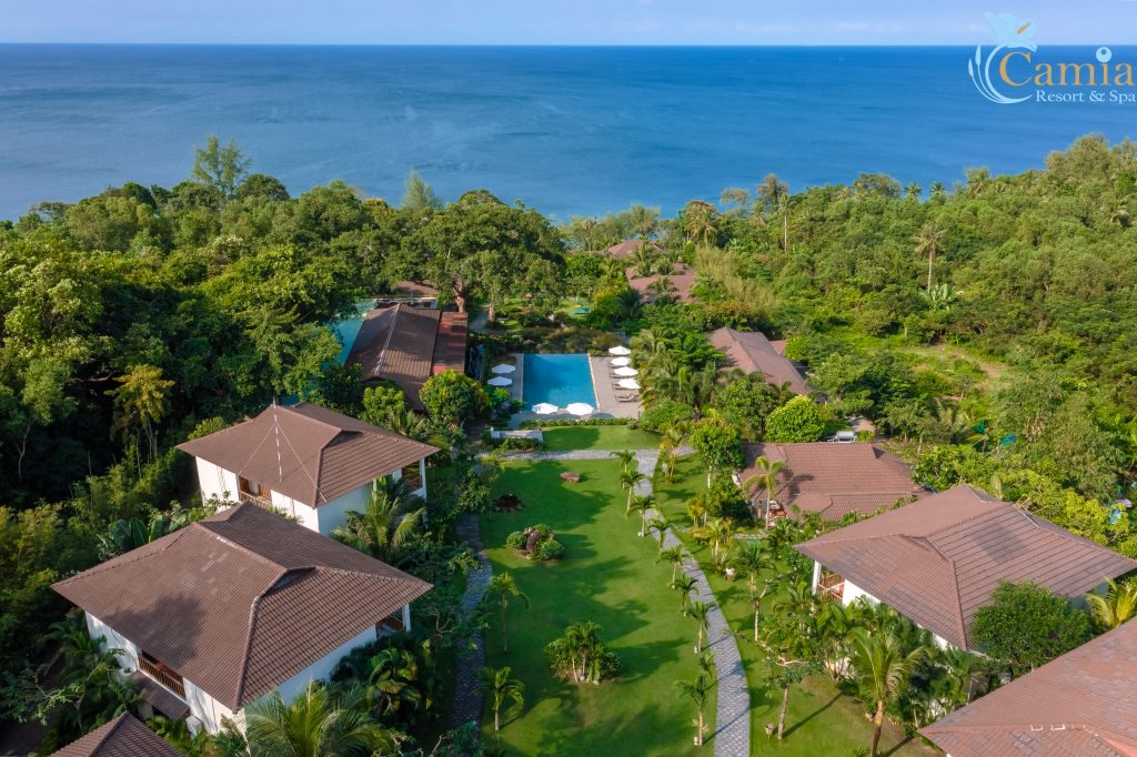 Camia Resort & Spa