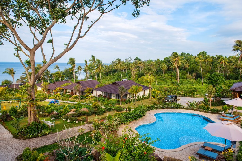 Camia Resort & Spa