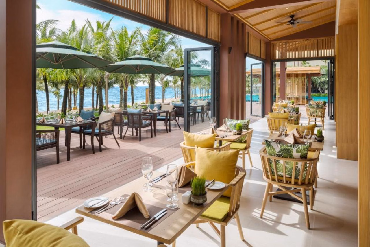 Dusit Princess Moonrise Beach Resort