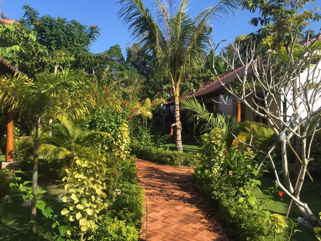 La Mer Resort