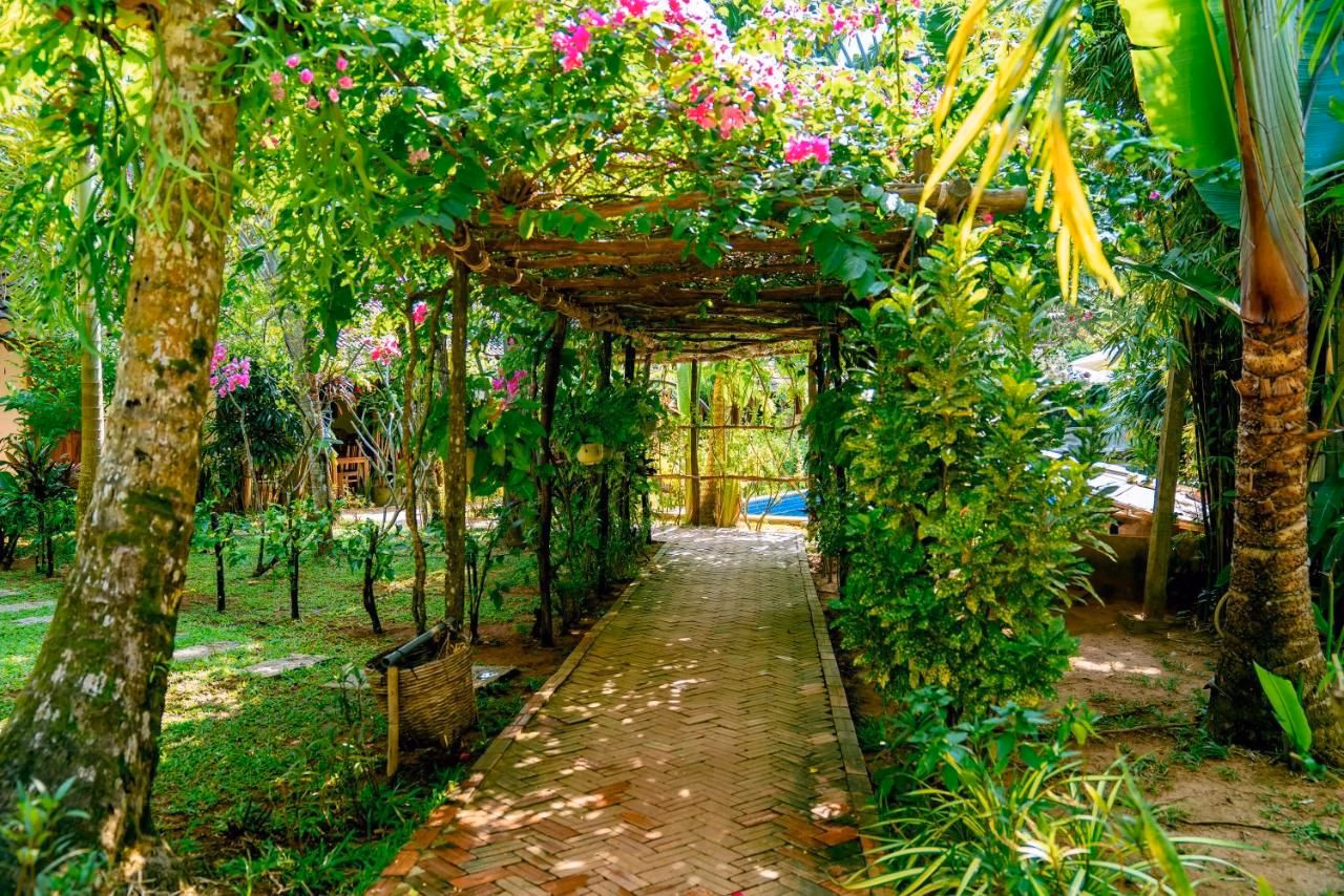 La Mer Resort
