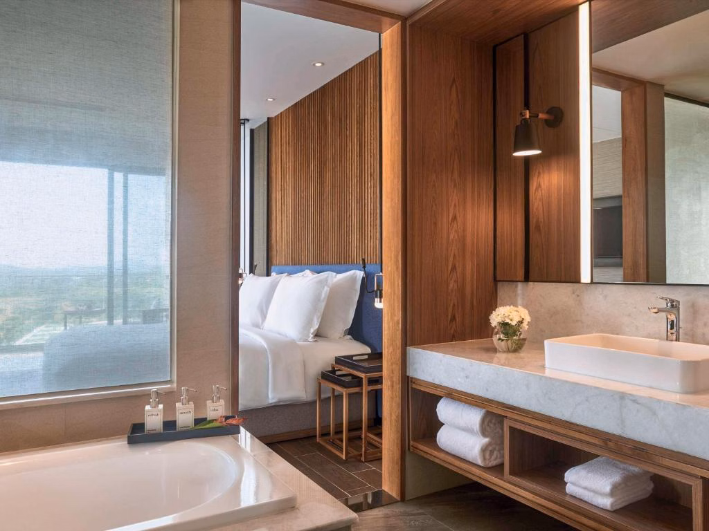 Mövenpick Resort Waverly Phu Quoc Hotel