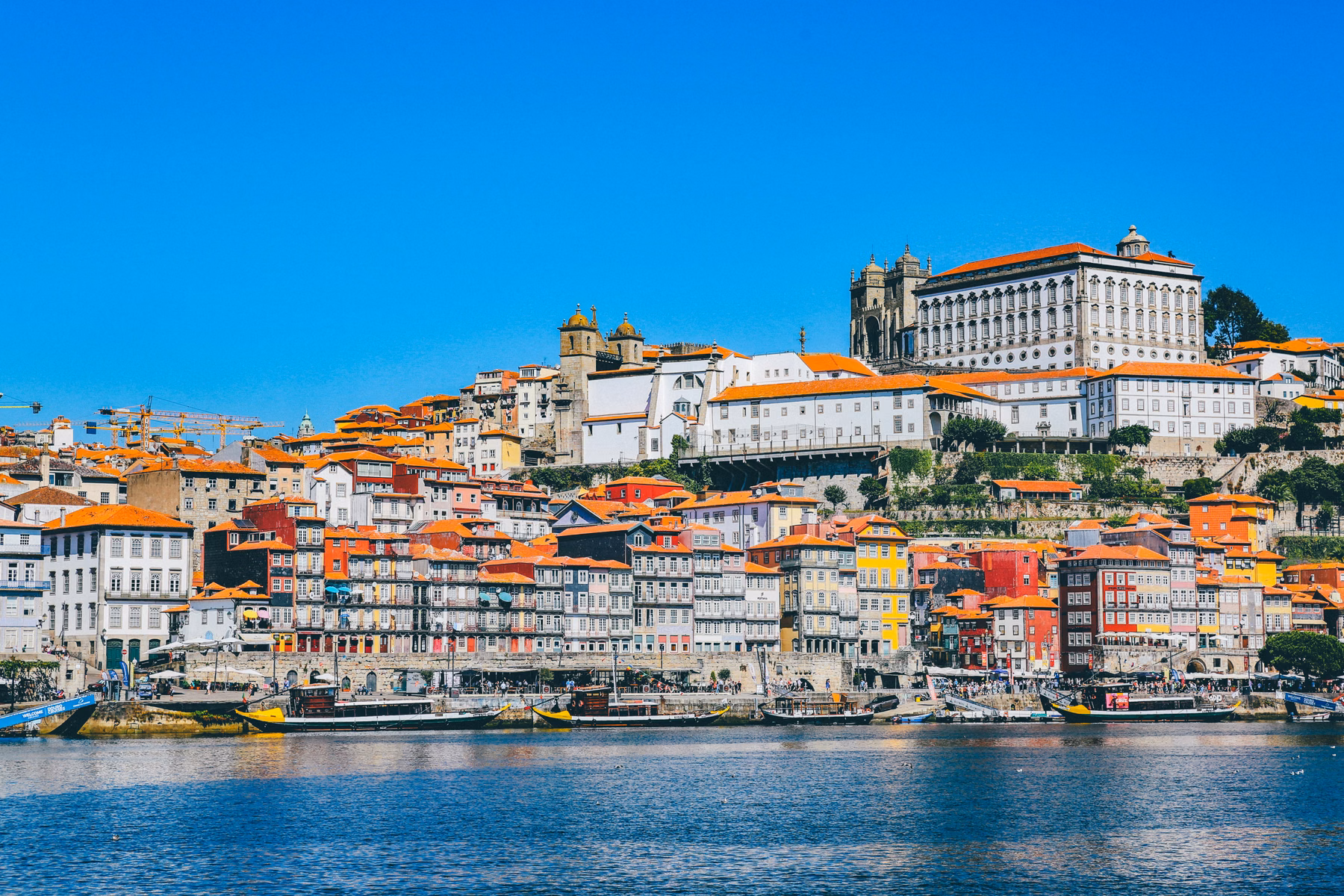 8 dienų pažintinė kelionė lėktuvu į Portugaliją