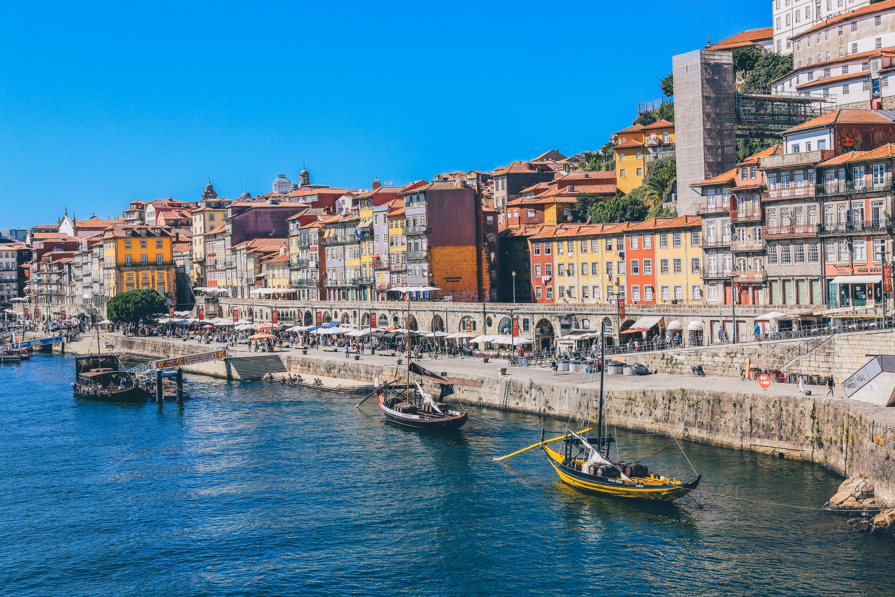 8 dienų pažintinė kelionė lėktuvu į Portugaliją