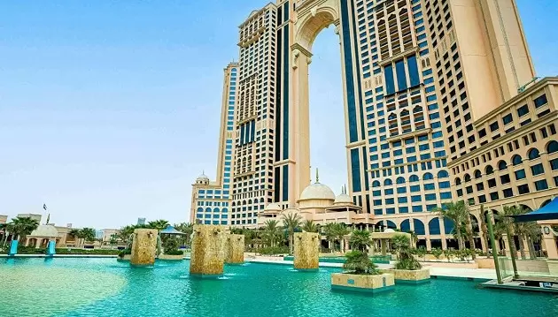 Prabangus poilsis Abu Dabyje: žadą atimantis 5★ viešbutis Rixos Marina Abu Dhabi