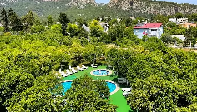 Atostogos Turkijoje: ilsėkitės kalnų apsuptyje 3★ viešbutyje Castle Park Hotel su VISKAS ĮSKAIČIUOTA