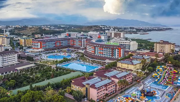 Pašėlusios turkiškos atostogos: 5★ Lonicera Resort & Spa viešbutis su ultra viskas įskaičiuota