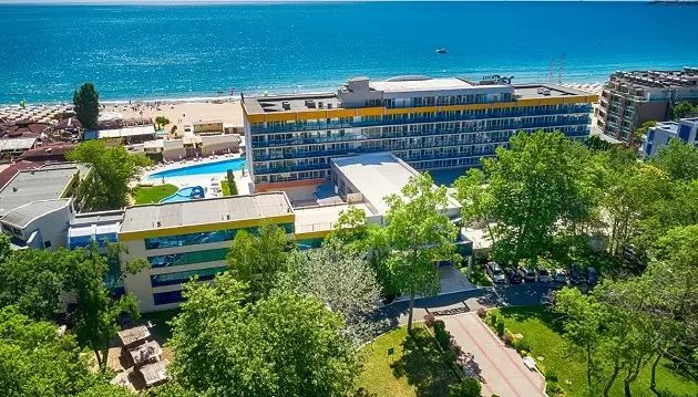 Nerkite į atostogų šurmulį Bulgarijoje: viešnagė 4★ viešbutyje Glarus Beach