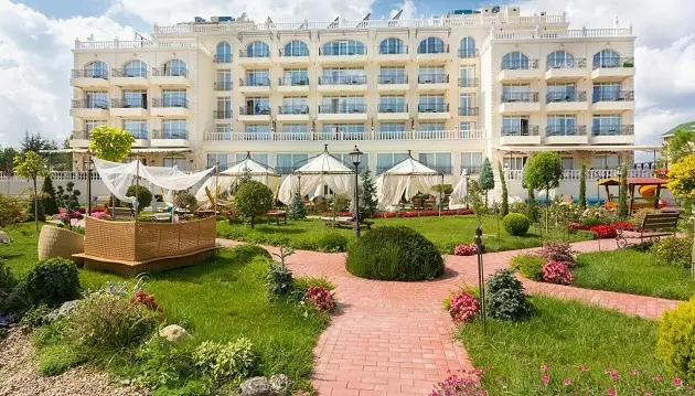 Įspūdingas poilsis išskirtiniame 5★ viešbutyje Therma Palace Bulgarijoje