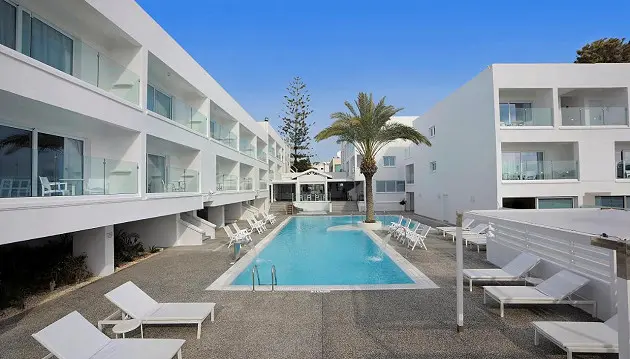 Garantuotas poilsis Kipre: ilsėkitės 3★ viešbutyje Liquid Hotel Apts