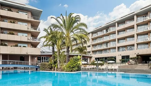 Ilsėkitės prie jūros Ipanijoje: poilsis puikiame 4★ viešbutyje Aquahotel Onabrava