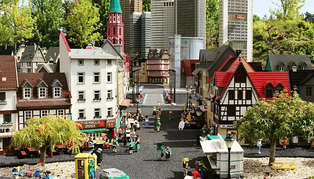 Smagiausios atostogos šiemet LEGO šalyje: viešnagė 4★ viešbutyje Hotel Svanen Billund su pusryčiais
