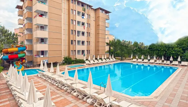 Šeimos atostogos Turkijoje ant jūros kranto: ilsėkitės 4★ Saritas Hotel viešbutyje su viskas įskaičiuota