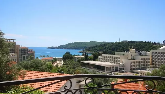 Atostogos ir nuotykiai Juodkalnijoje: ilsėkitės 3★ viešbutyje Magnolija Hotel su pusryčiais