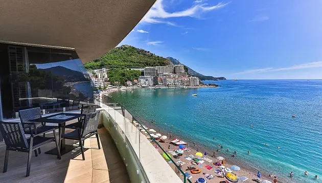 Tobulas ir vasariškas pabėgimas į Juodkalniją: atostogos 5★ viešbutyje Palacio Del Mar