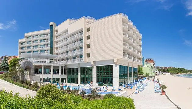 Atsigaukite nuo rūpesčių Bulgarijoje: poilsis tik suaugusiems skirtame 4★ viešbutyje Bilyana Beach