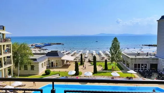 Atraskite nuostabias atostogas Bulgarijoje: poilsis 4★ Festa Pomorie Resort viešbutyje