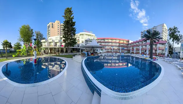 Poilsiaukite ir mėgaukitės ramybe Bulgarijoje: atostogos 3★ viešbutyje Flamingo Beach