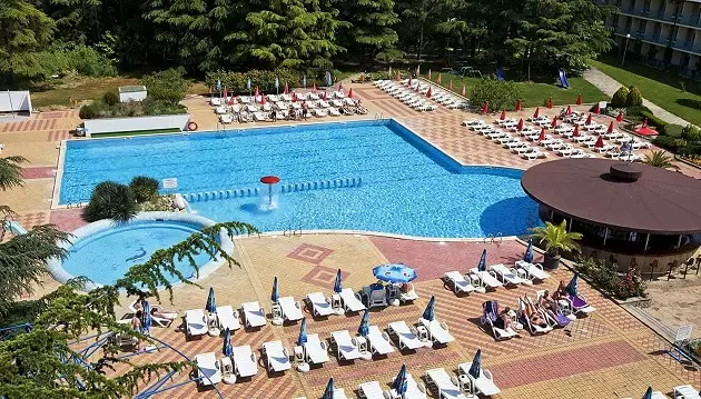 Šokite į bulgariškas atostogas: poilsis 3★ Park Hotel Continental viešbutyje