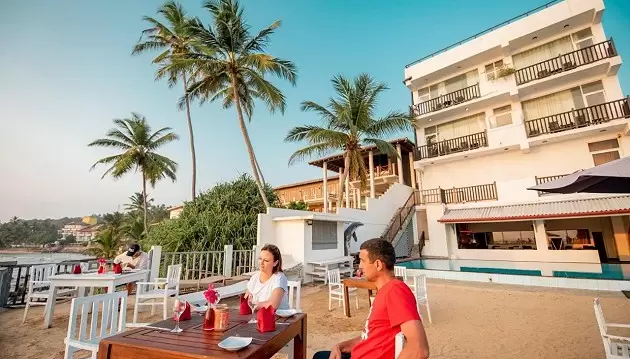 Jaukios atostogos prie vandenyno Šri Lankoje: nedidelis 3★ viešbutis Rock Fort Hotel & Spa