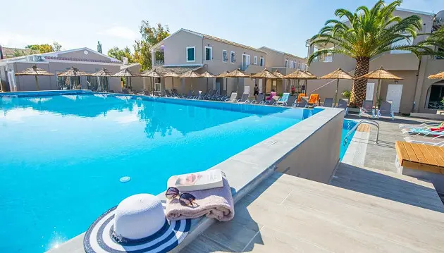 Saulėtos atostogos Korfu saloje: atsipalaiduokite 4★ Amour Holiday Resort viešbutyje su viskas įskaičiuota