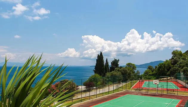 Nuotykiai žaliuojančioje Korfu saloje: 4★ Louis Ionian Sun viešbutis su viskas įskaičiuota