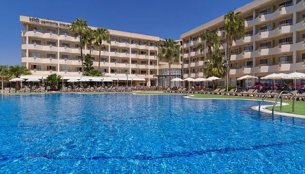 Atostogos Kosta Doradoje: mėgaukitės vasariškais orais 4★ viešbutyje H10 Cambrils Playa