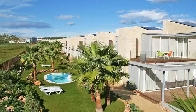 Žavioji Kosta Brava ir ispaniška saulė Jūsų atostogoms: ilsėkitės 3★ viešbutyje L'escala Resort