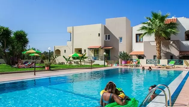 Graikiškas poilsis nuostabioje Kretos saloje: ilsėkitės viešbutyje Theoni Apartments