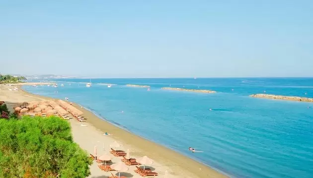 Jaukios atostogos Kipre: apsistokite žavingame 3★ viešbutyje Kapetanios Odysseia
