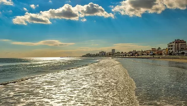 Kipras, Larnaka