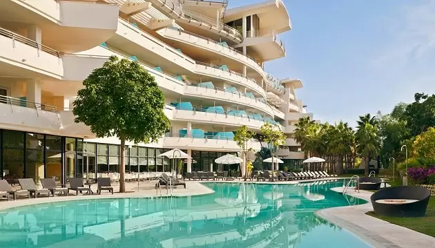 Prabangios atostogos Malagoje: atsipalaiduokite 5★ viešbutyje Senator Banus SPA Hotel