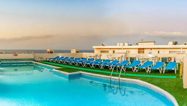 Sutikite Naujus metus Maltoje: viešnagė 3★ viešbutyje Cerviola Hotel