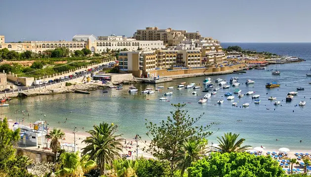 Savarankiška kelionė į Maltą: ilsėkitės įspūdingame 4★ viešbutyje Marina Hotel Corinthia Beach Resort