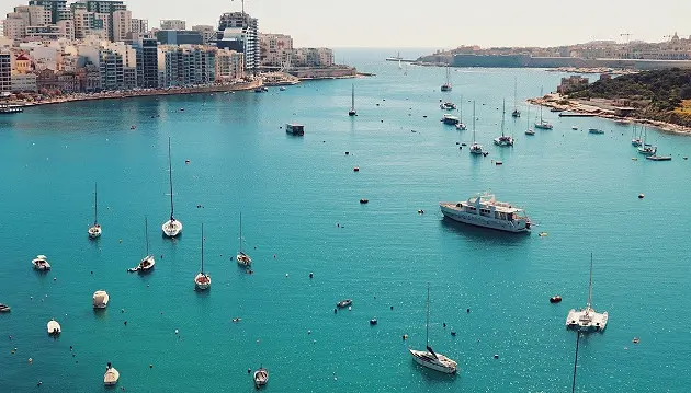 Atostogas praleiskite Maltoje: pailsėkite ir gerai praleiskite laiką 3★ viešbutyje Qawra Point Holiday Complex