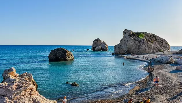 Saulėtas poilsis Kipro saloje: atostogaukite 4★ viešbutyje Lantiana Gardens