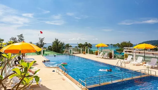 Pasilepinkite egzotika nuostabioje poilsinėje kelionėje į Tailandą: 3★ viešbutis Baumancasa Karon Beach Resort su pusryčiais