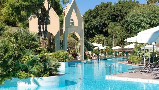 Pasinerkite į atostogas Rodo saloje: ilsėkitės 4★ viešbutyje Dionysos Hotel Rhodes su pusryčiais