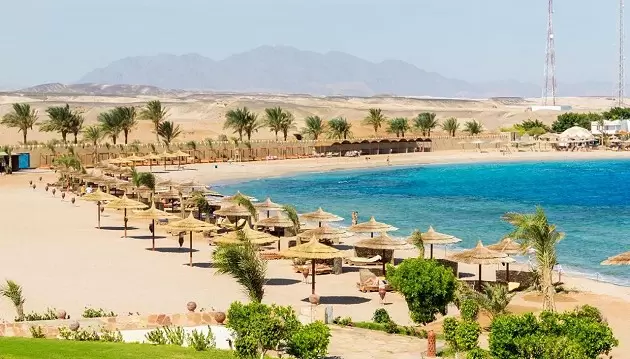 Vasariškai šiltos atostogos Egipte: keliaukite ilsėtis į 4★ viešbutį Coral Sun Beach Safaga